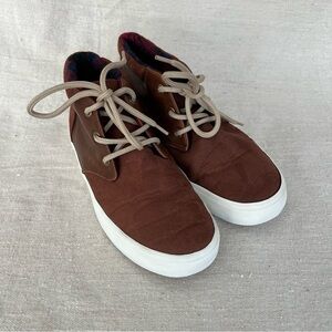 Old Navy Boys High Top Chukka Boots - Kids Size 4